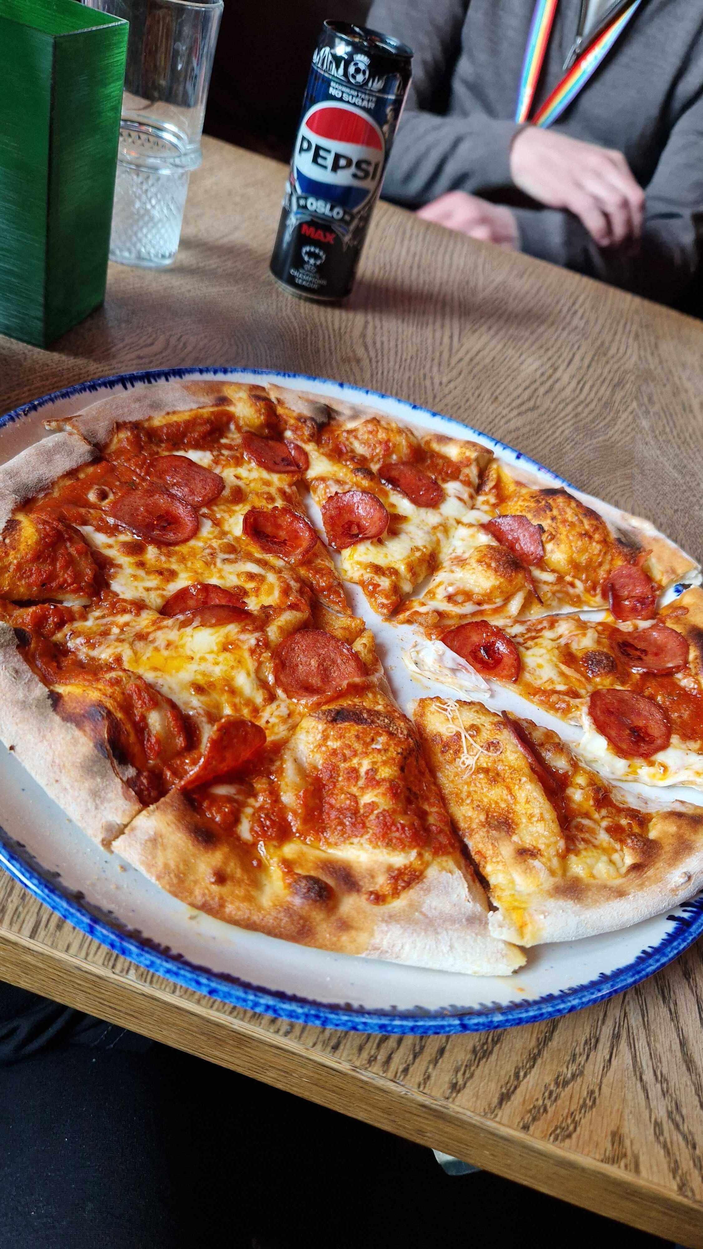 Foto av Pepperoni hos Laboratoriet