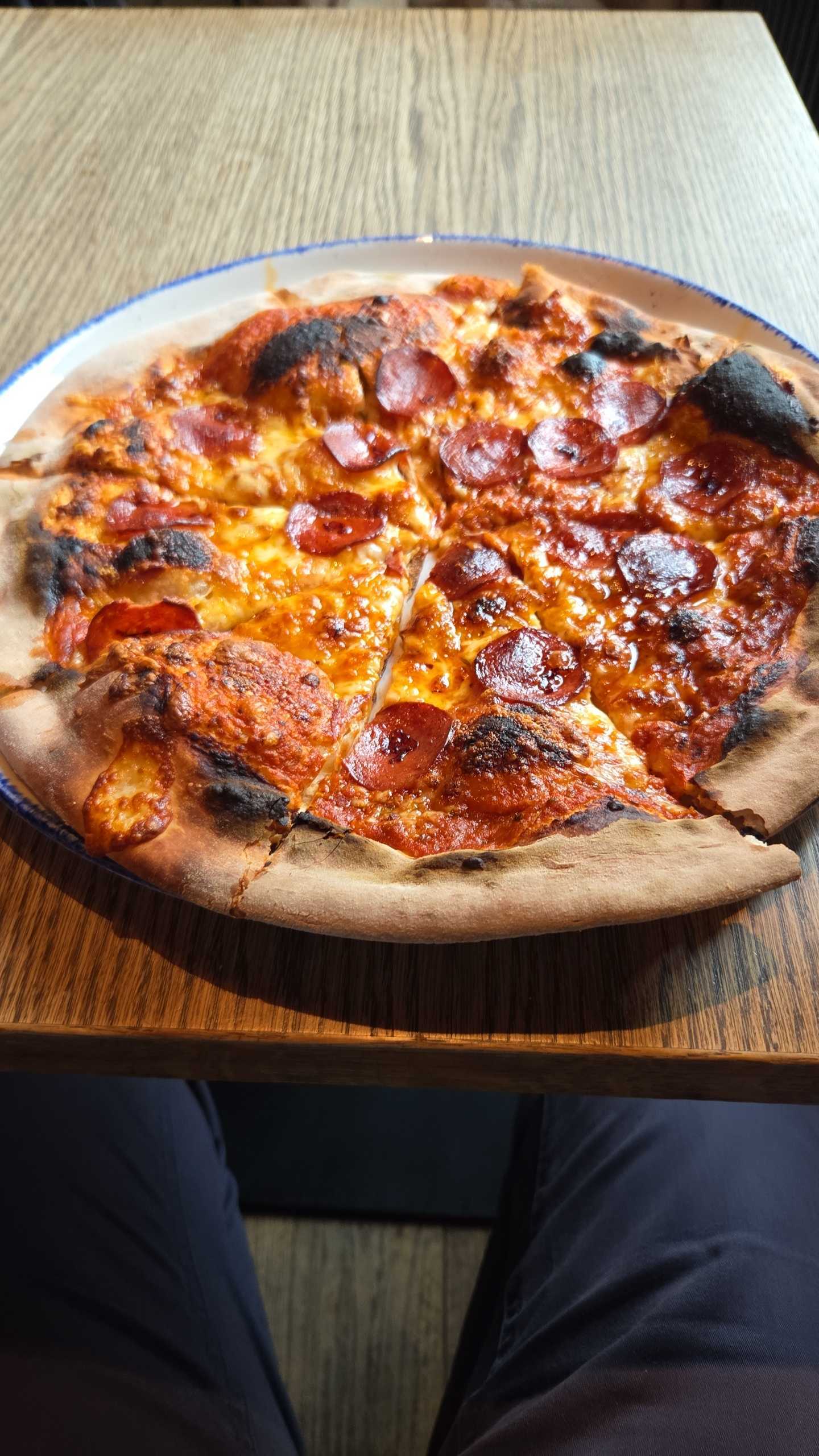 Foto av Pepperoni hos Laboratoriet